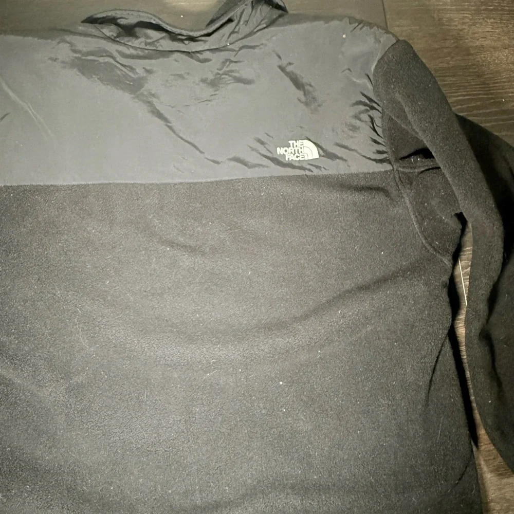 The North Face Men's Black Performance Jacket